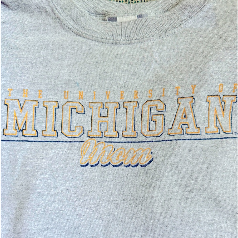 University of Michigan Mom short sleeve t-shirt